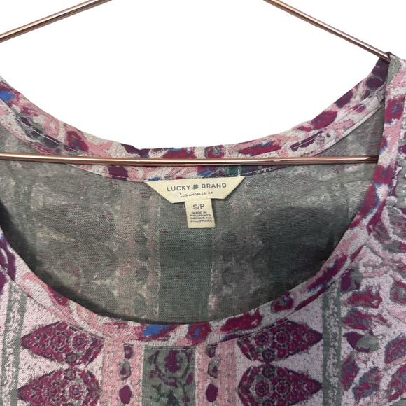 Lucky brand short sleeved top size small - Picture 2 of 5